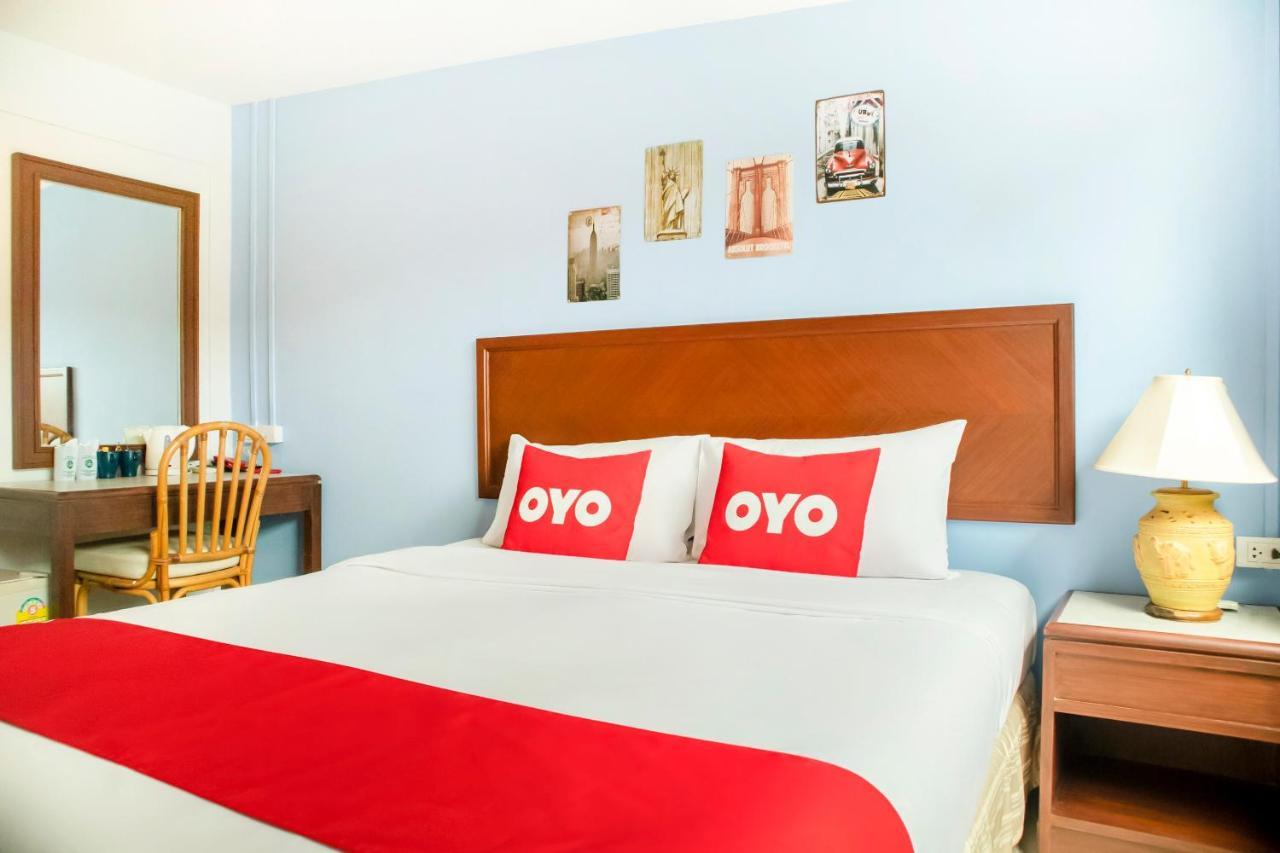 Oyo 501 At Night Hostel Phuket Exterior foto