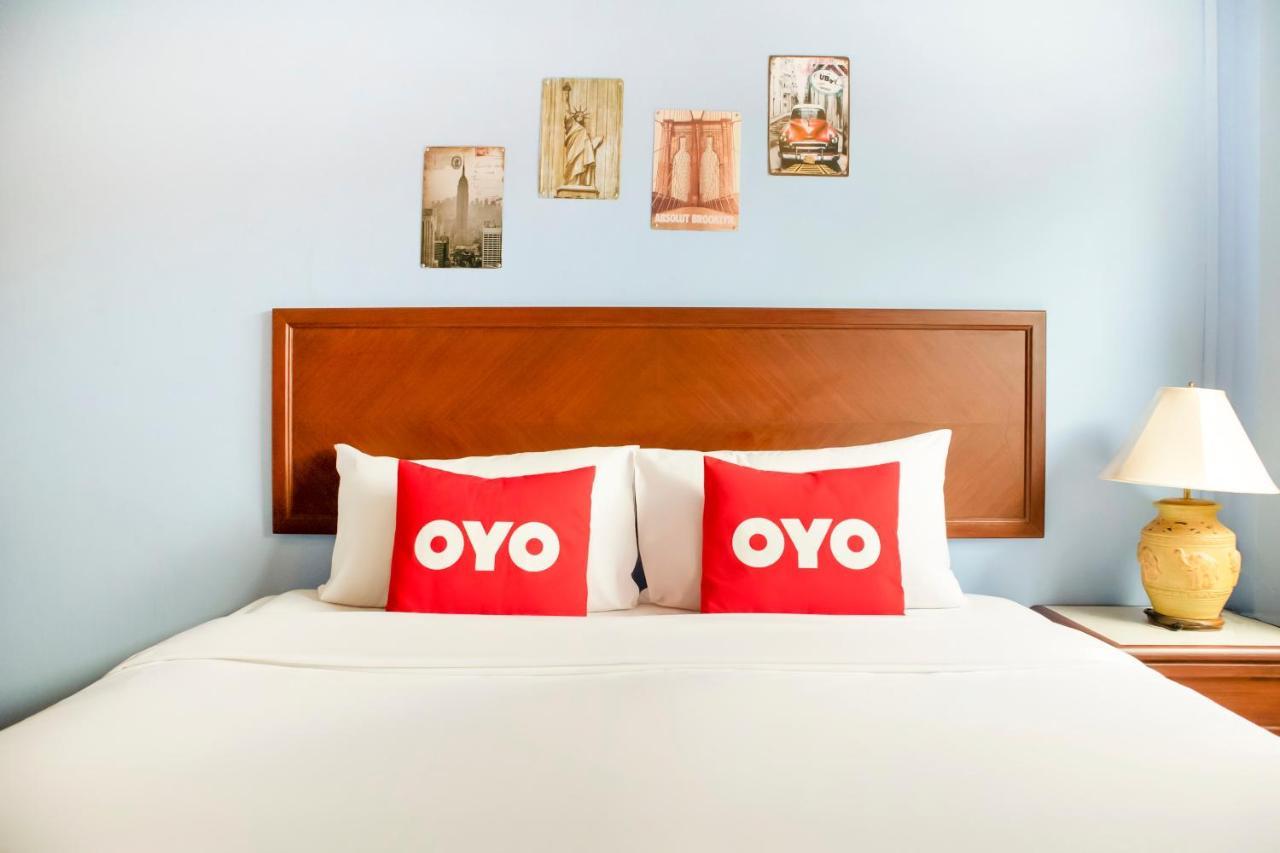 Oyo 501 At Night Hostel Phuket Exterior foto