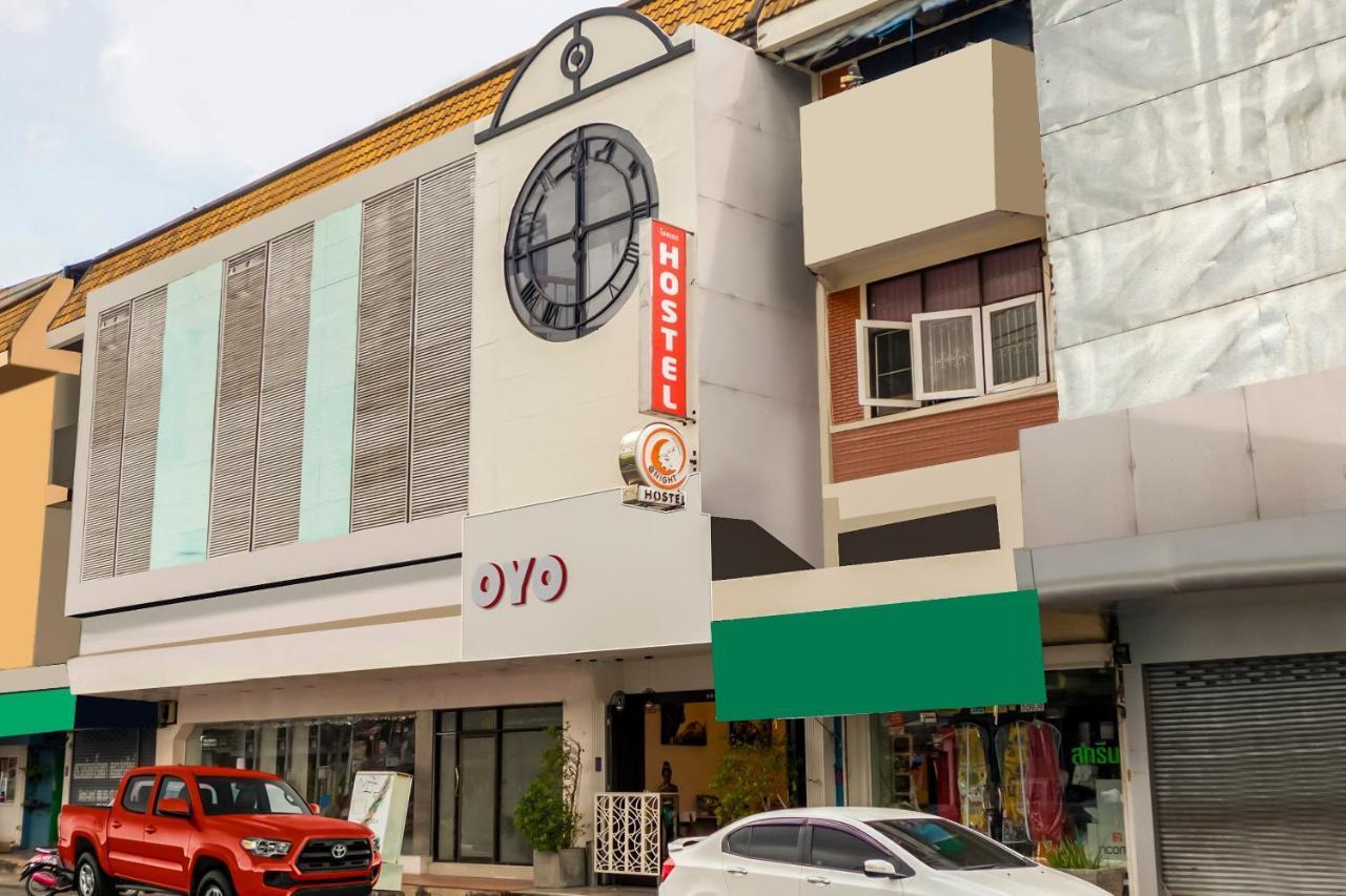 Oyo 501 At Night Hostel Phuket Exterior foto
