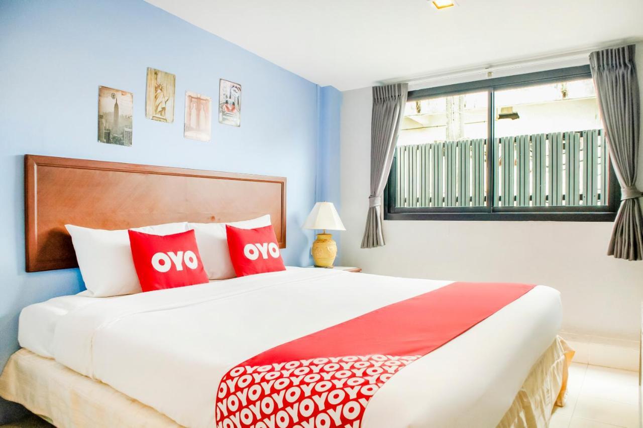 Oyo 501 At Night Hostel Phuket Exterior foto